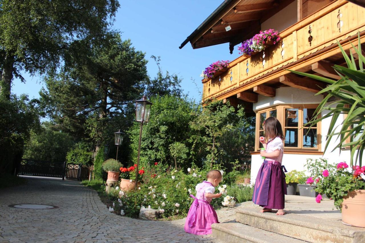 Appartementhaus Schirsner - Direkt Am See & Am Kurpark Шлирзее Екстериор снимка